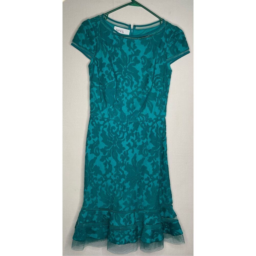 Green Tadashi Shoji Boat Neck Embroidered Lace Dress Fit & Flare Fairy Sz 4